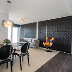 Amon Darlowko Emilia Strupiechowska Apartmán