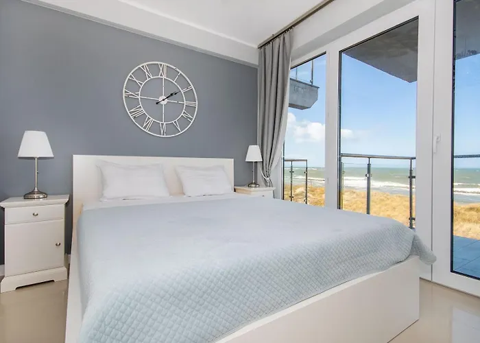 Amon Darłówek Emilia Strupiechowska *